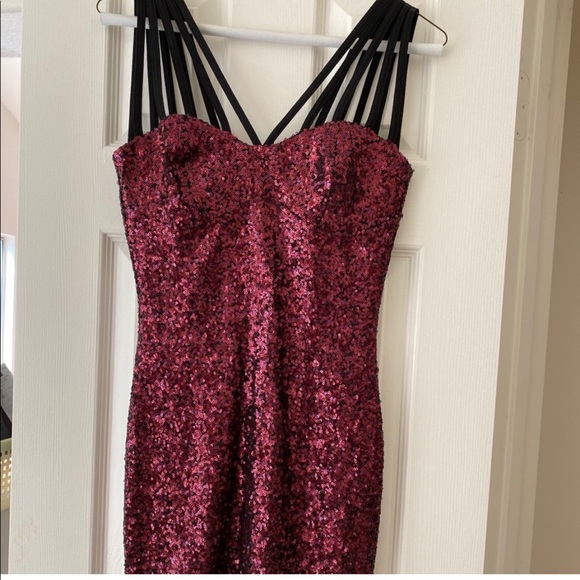 Dress The Population Cora Strappy Sequin Mini Dress NWOT - Picture 3 of 4